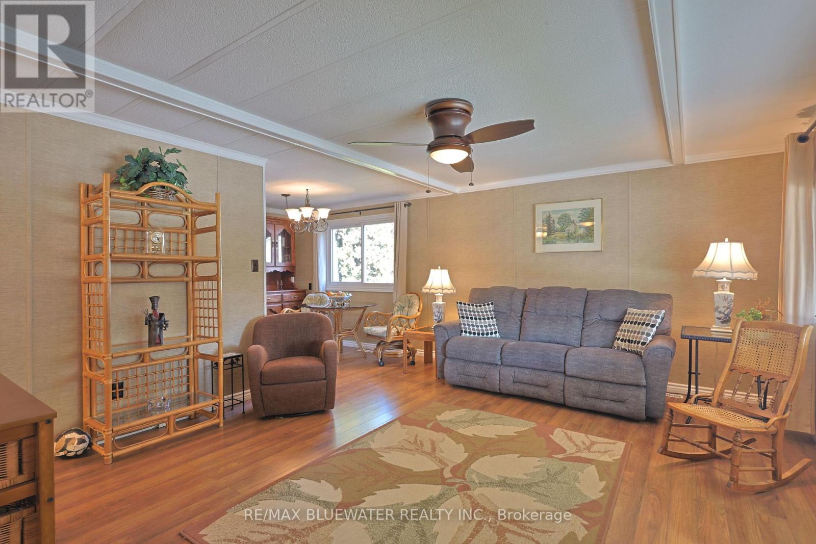199 Pebble Beach Parkway, South Huron, Ontario  N0M 1T0 - Photo 11 - X12406449