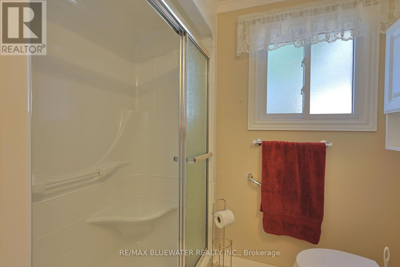 199 Pebble Beach Parkway, South Huron, Ontario  N0M 1T0 - Photo 25 - X12406449