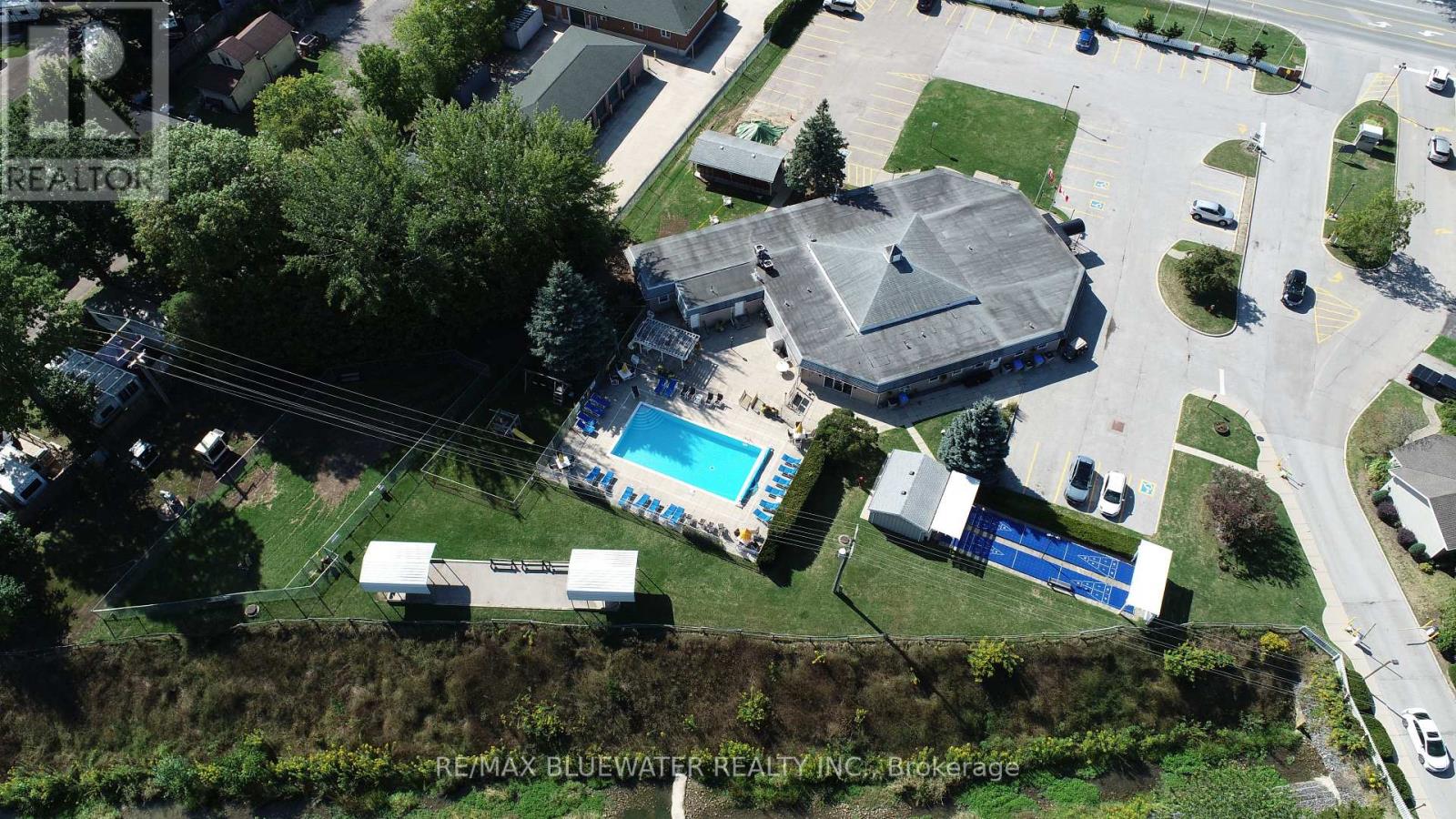 199 Pebble Beach Parkway, South Huron, Ontario  N0M 1T0 - Photo 39 - X12406449