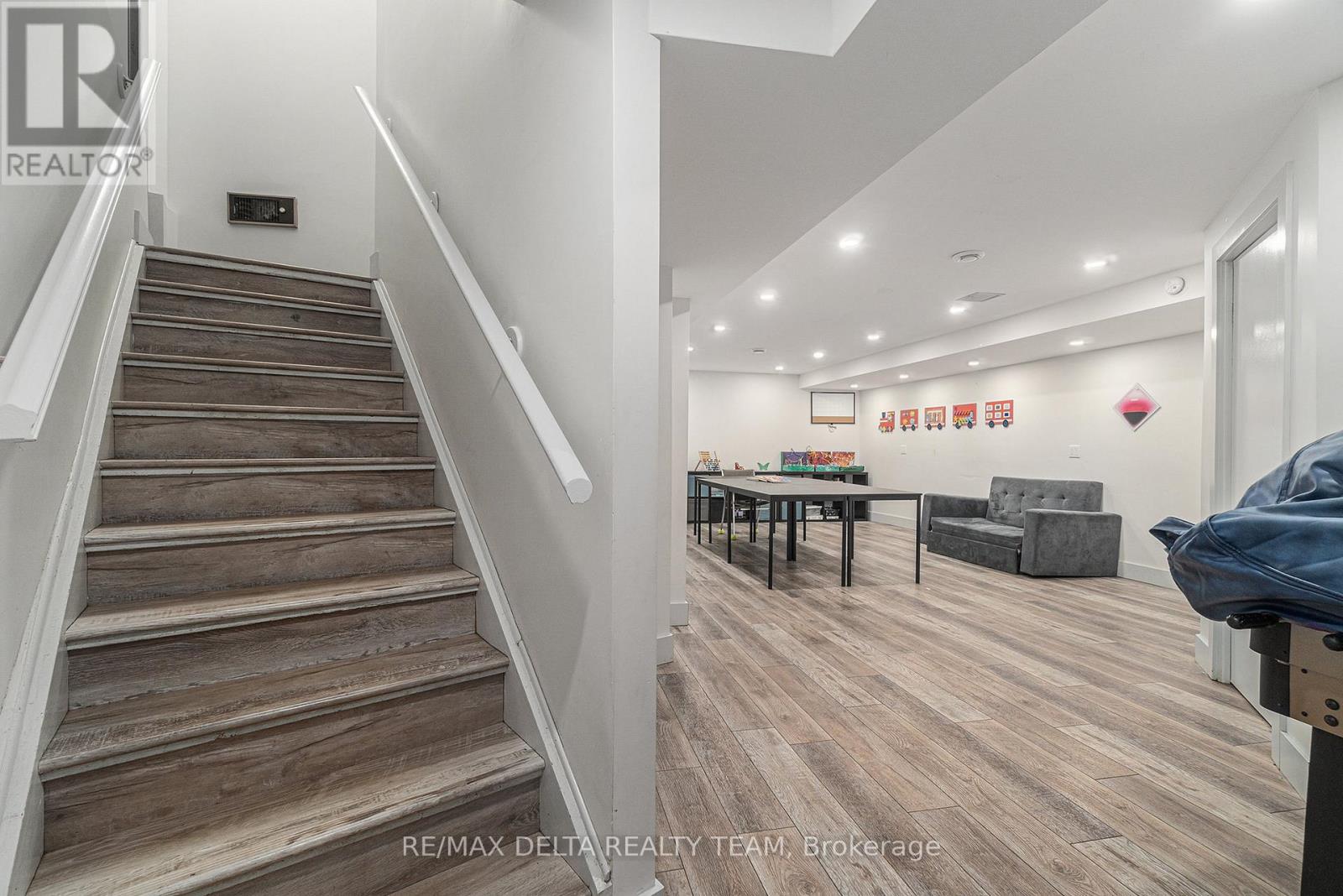 3713 Navan Road, Ottawa, Ontario  K1B 1H9 - Photo 19 - X12406433