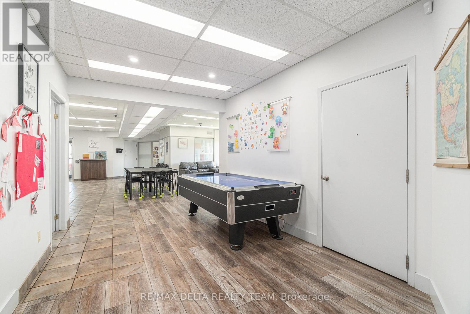 3713 Navan Road, Ottawa, Ontario  K1B 1H9 - Photo 30 - X12406433