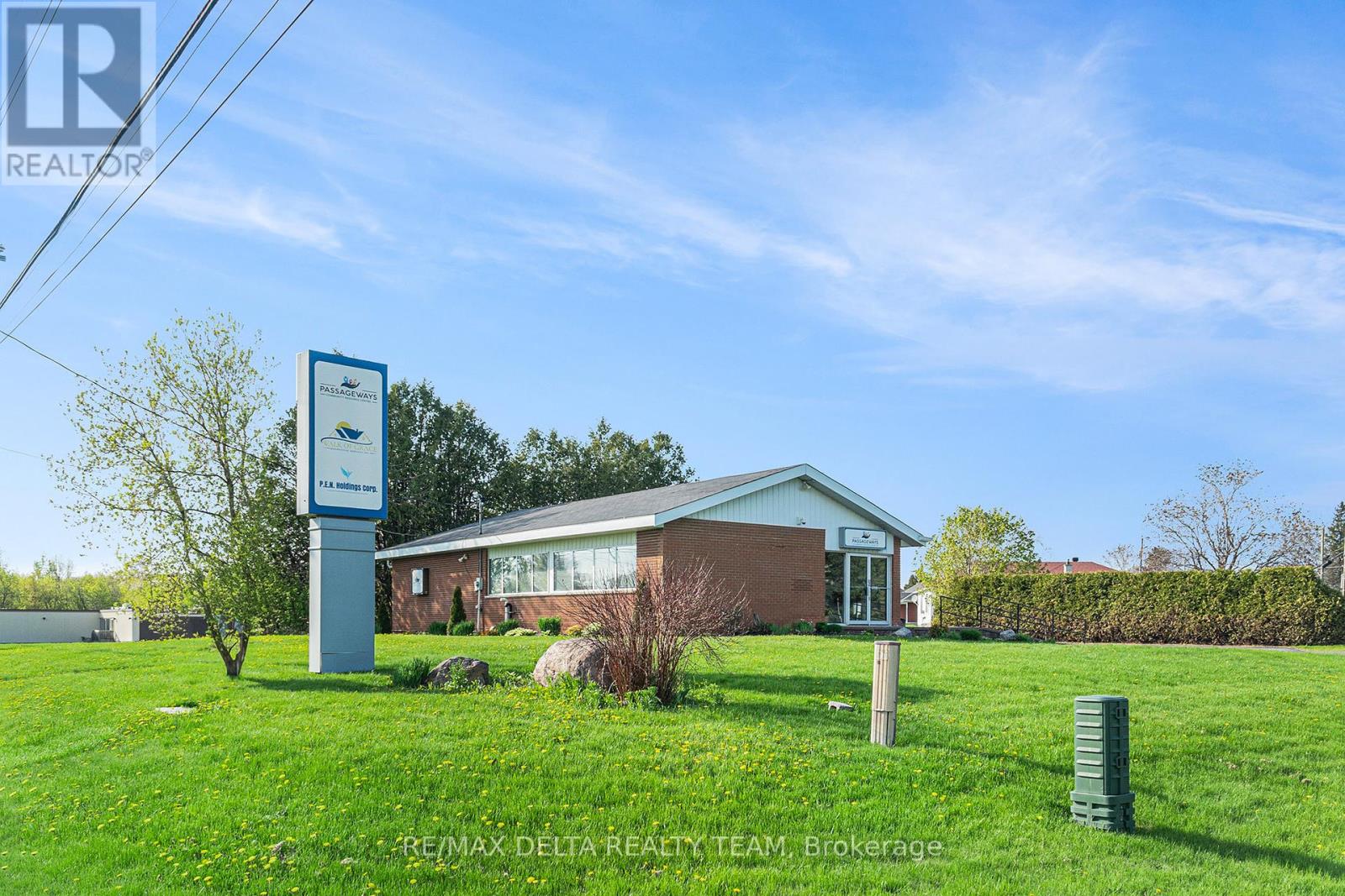 3713 Navan Road, Ottawa, Ontario  K1B 1H9 - Photo 39 - X12406433