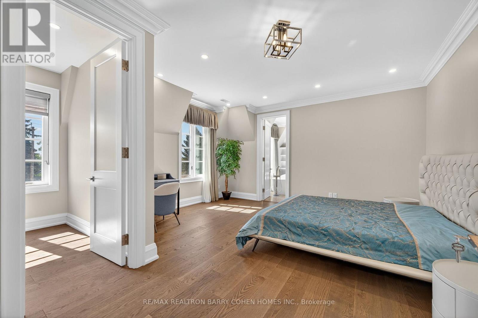 18 Suncrest Drive, Toronto (Bridle Path-Sunnybrook-York Mills), Ontario  M3C 2L2 - Photo 25 - C12406124
