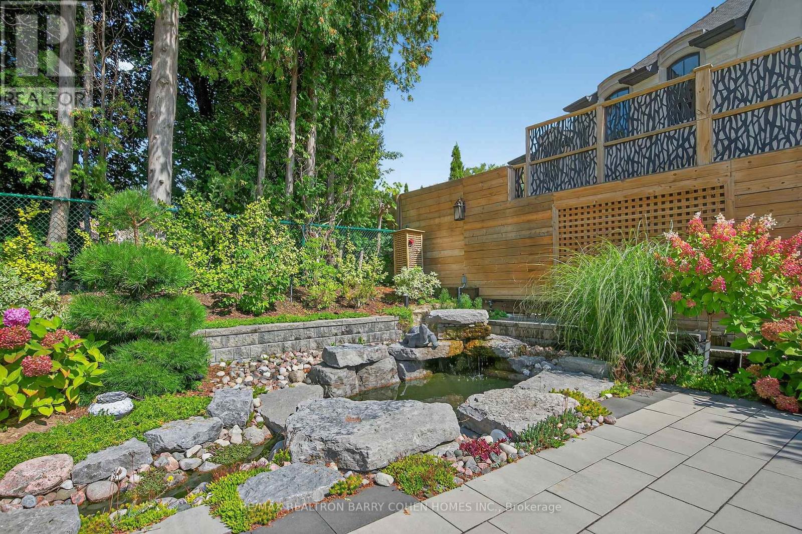 18 Suncrest Drive, Toronto (Bridle Path-Sunnybrook-York Mills), Ontario  M3C 2L2 - Photo 43 - C12406124