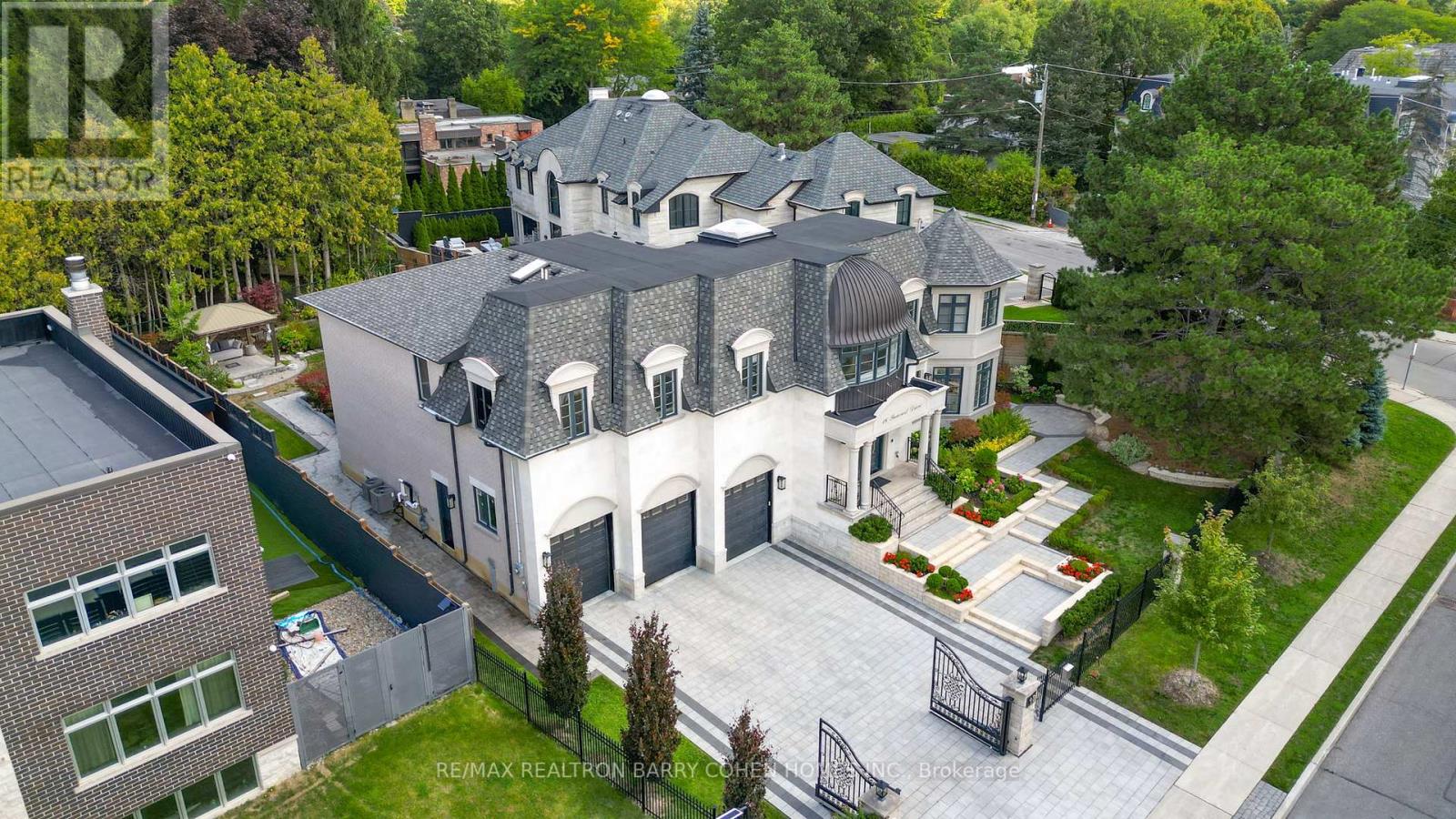 18 Suncrest Drive, Toronto (Bridle Path-Sunnybrook-York Mills), Ontario  M3C 2L2 - Photo 50 - C12406124