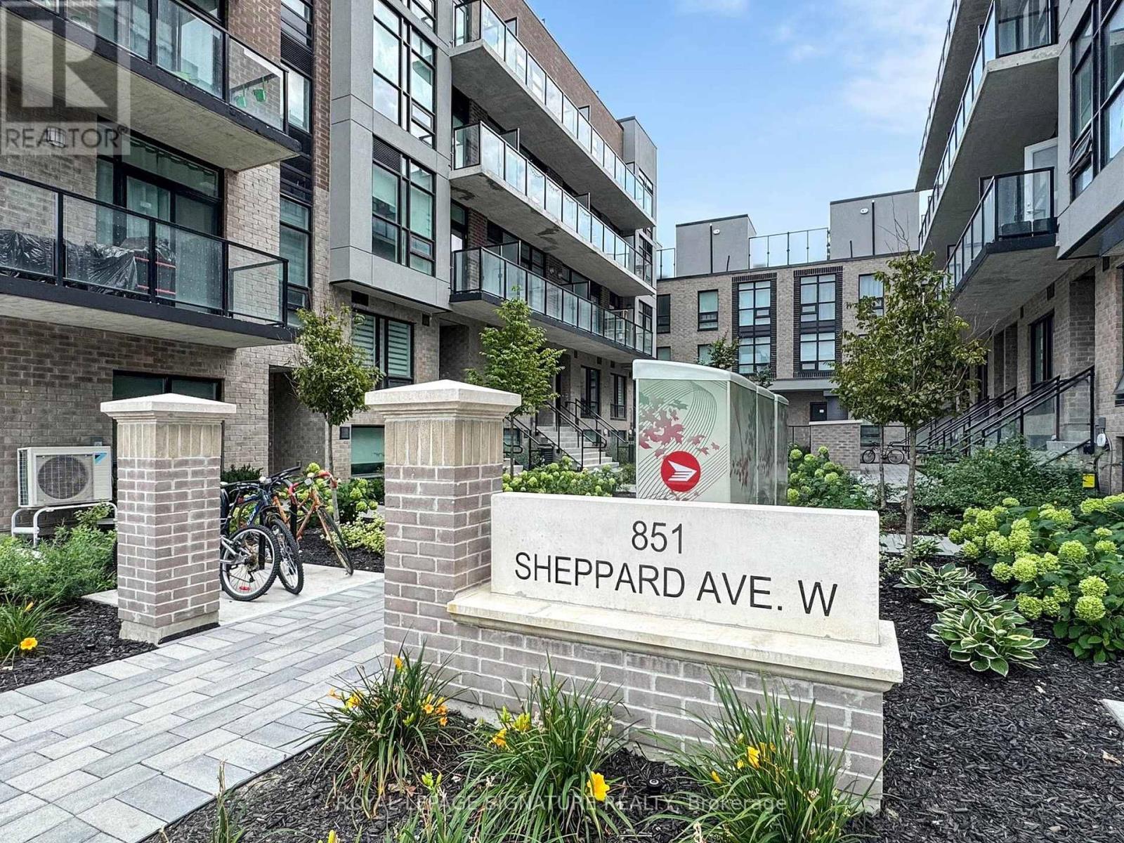 15 - 851 Sheppard Avenue W, Toronto, Ontario  M3H 0G2 - Photo 1 - C12406160