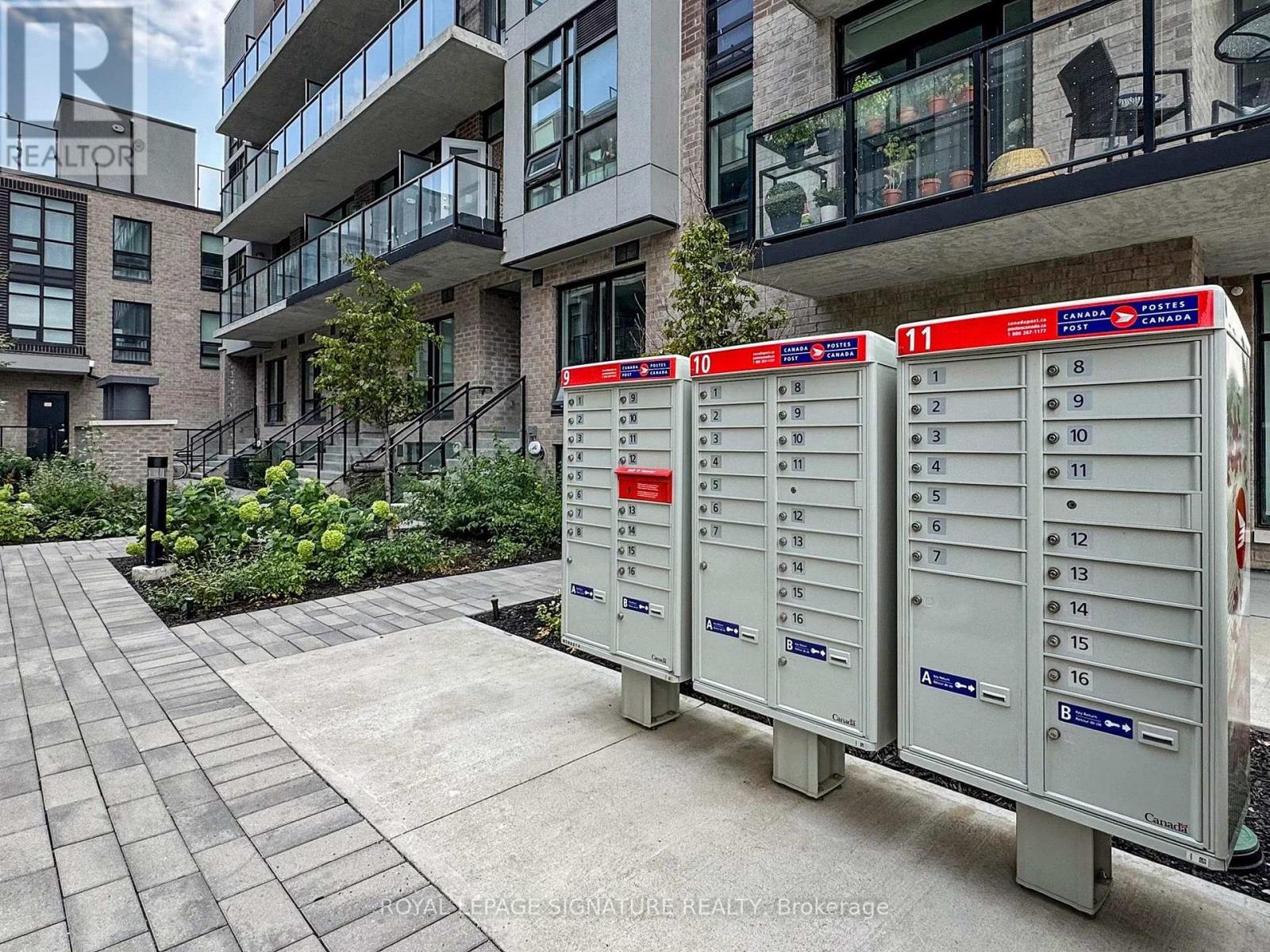 15 - 851 Sheppard Avenue W, Toronto, Ontario  M3H 0G2 - Photo 2 - C12406160