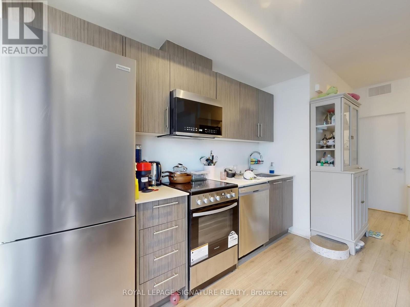 15 - 851 Sheppard Avenue W, Toronto, Ontario  M3H 0G2 - Photo 21 - C12406160