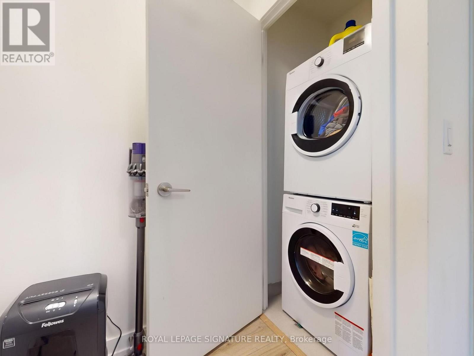 15 - 851 Sheppard Avenue W, Toronto, Ontario  M3H 0G2 - Photo 25 - C12406160
