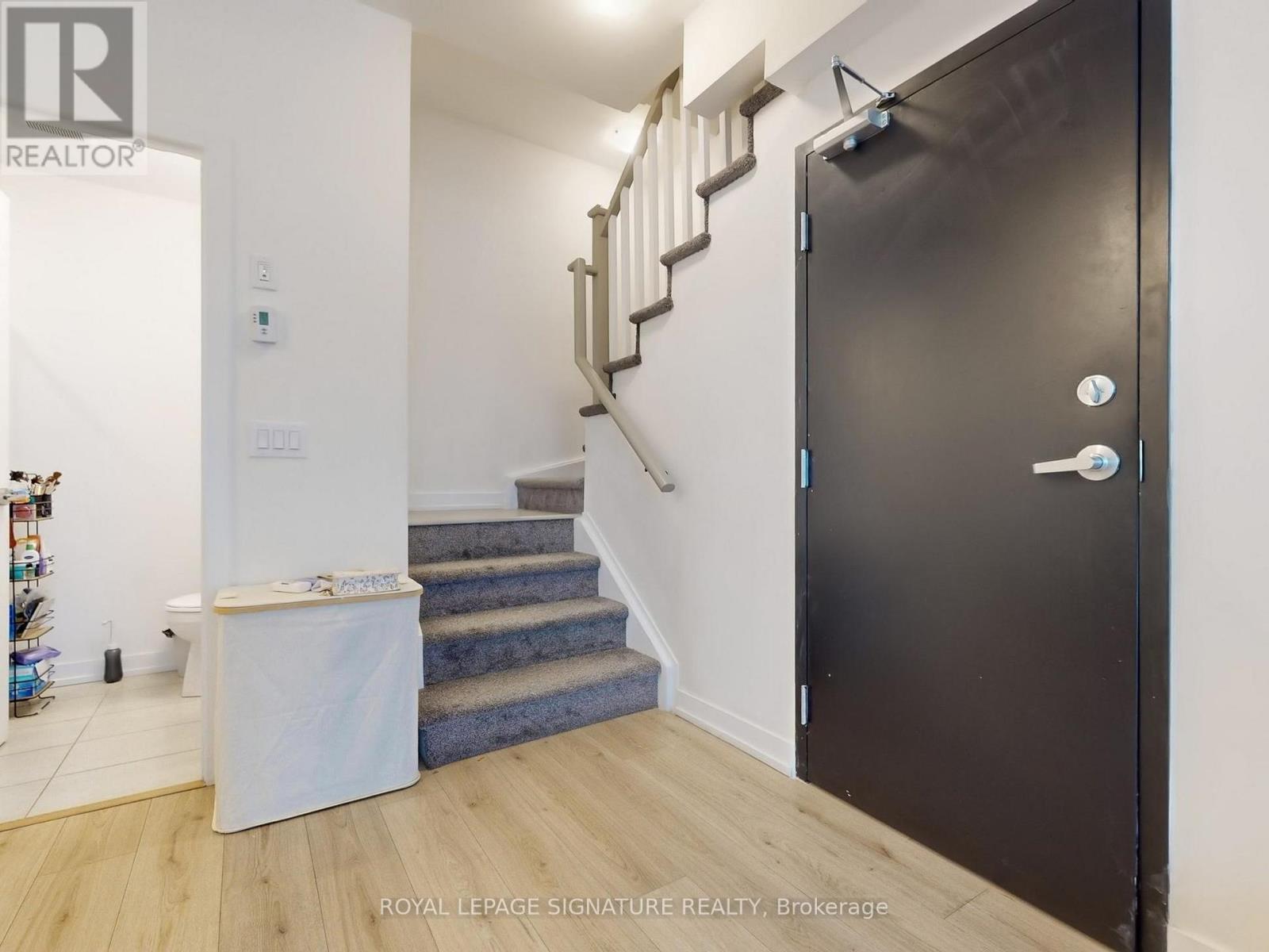 15 - 851 Sheppard Avenue W, Toronto, Ontario  M3H 0G2 - Photo 27 - C12406160