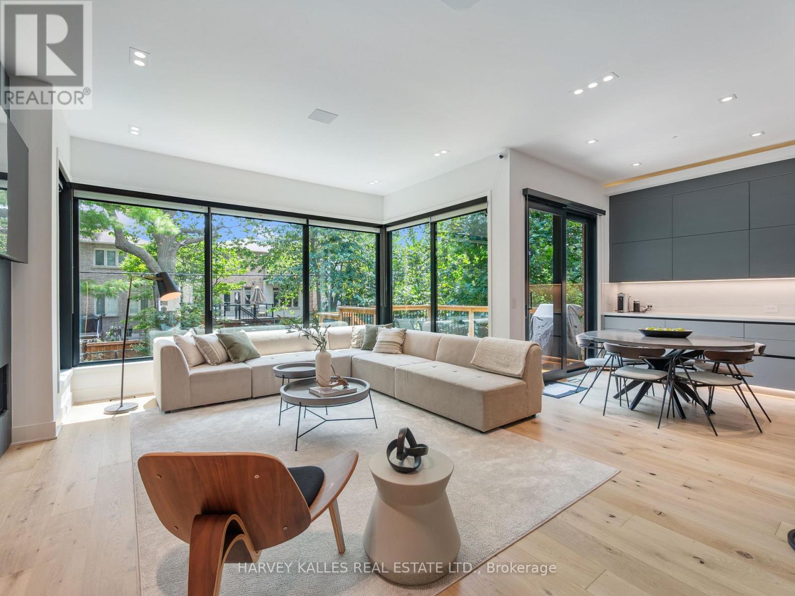585 Bedford Park Avenue, Toronto (Bedford Park-Nortown), Ontario  M5M 1K4 - Photo 17 - C12406189