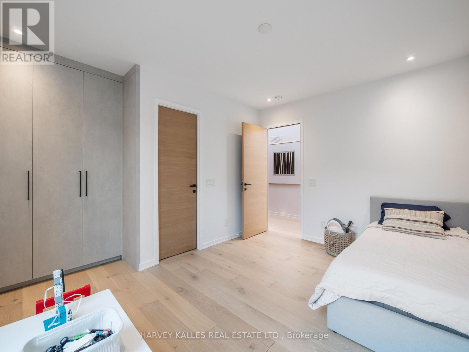 585 Bedford Park Avenue, Toronto (Bedford Park-Nortown), Ontario  M5M 1K4 - Photo 38 - C12406189