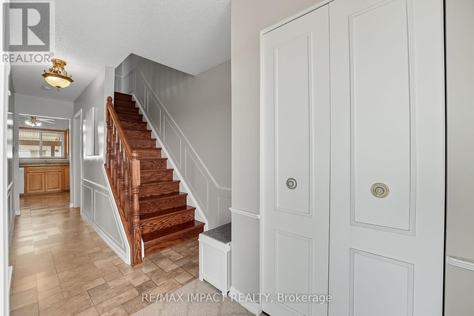 1506 Fenelon Crescent, Oshawa, Ontario  L1J 6G1 - Photo 8 - E12406179
