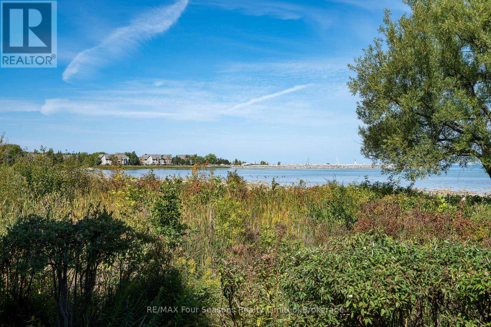 24 - 44 Trott Boulevard, Collingwood, Ontario  L9Y 5B7 - Photo 17 - S12406367