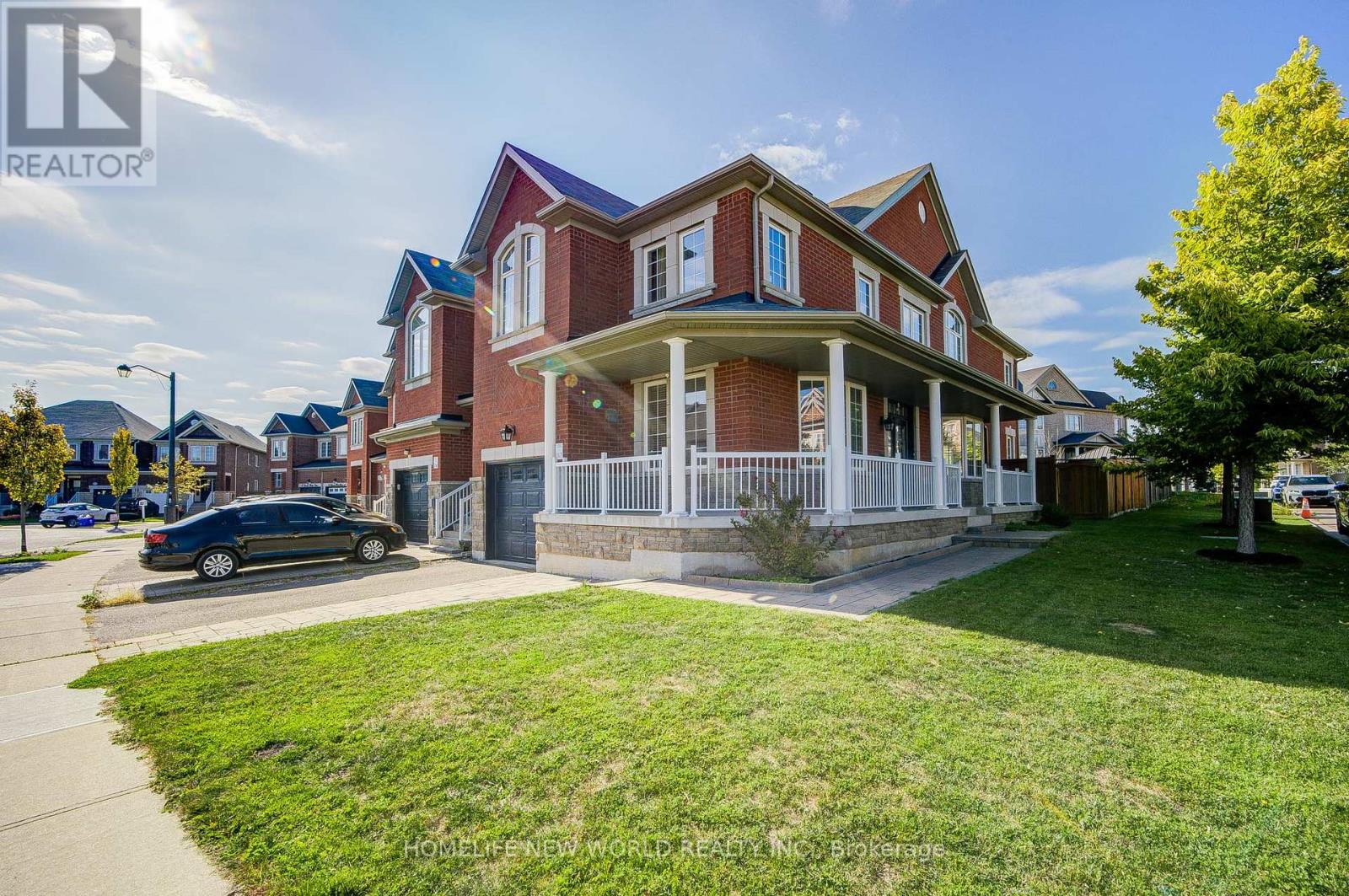 2 London Pride Drive, Richmond Hill, Ontario  L4E 0X3 - Photo 8 - N12402007