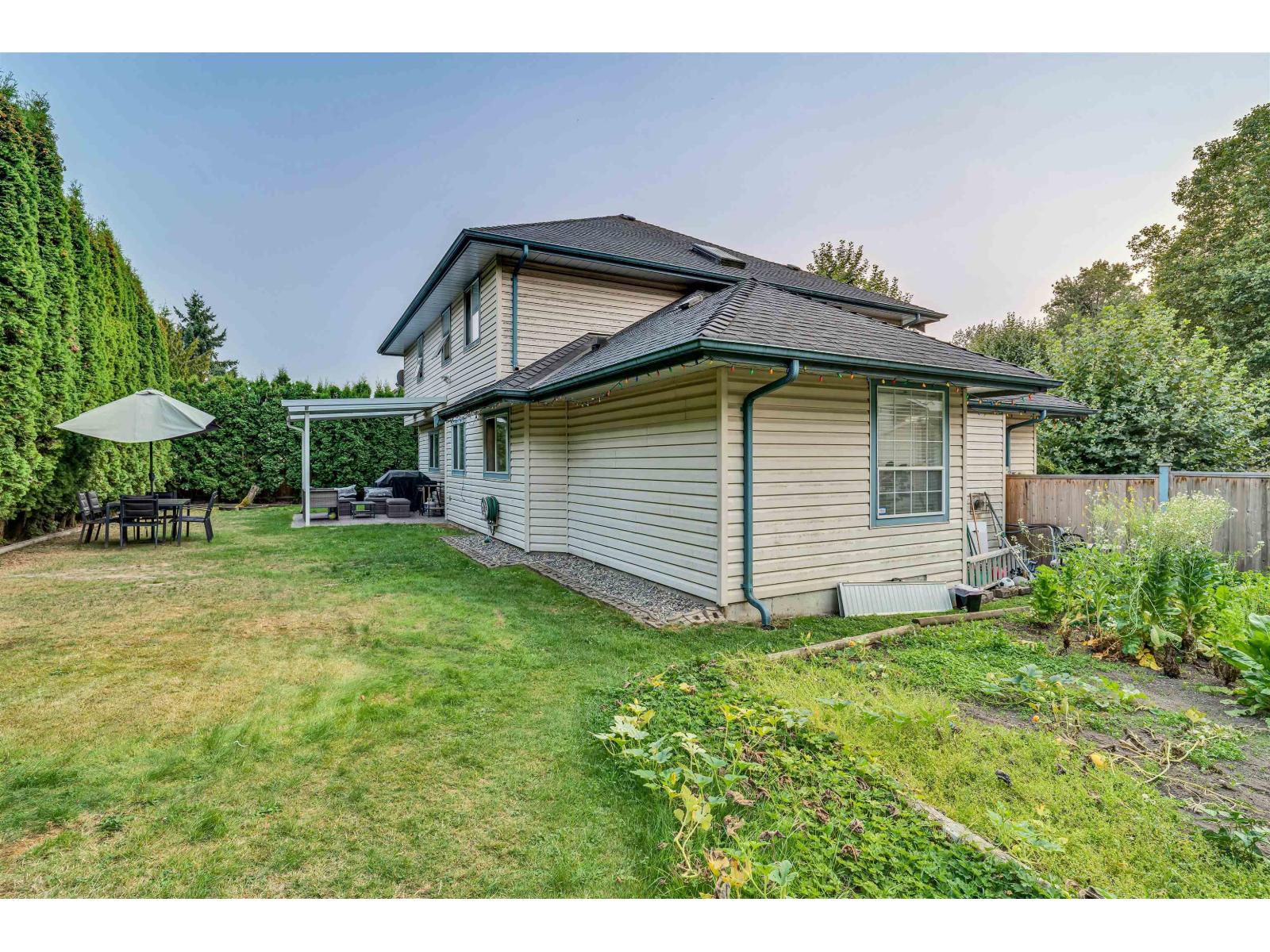 8662 141b Street, Surrey, British Columbia  V3W 0S3 - Photo 7 - R3048283