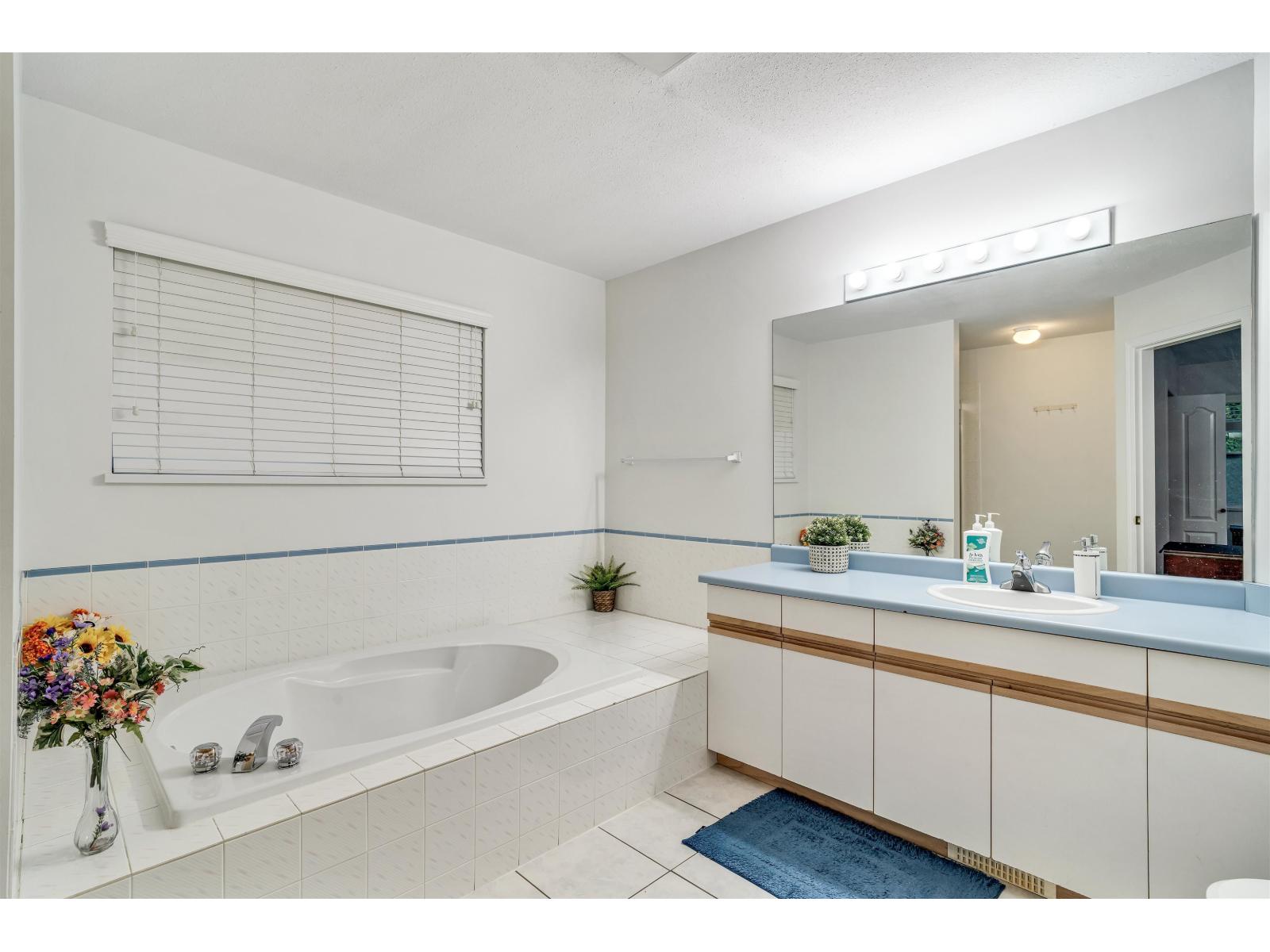 8662 141b Street, Surrey, British Columbia  V3W 0S3 - Photo 37 - R3048283