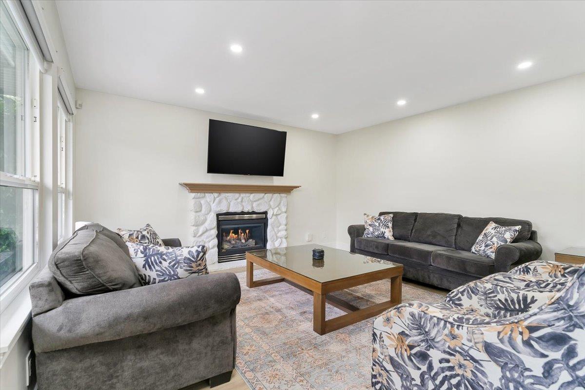 5061 223a Street, Langley, British Columbia  V2Y 2V2 - Photo 8 - R3047540