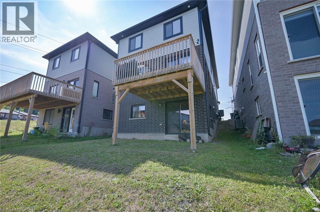 904 Chapel Hill Court, Kitchener, Ontario  N2R 0P4 - Photo 38 - 40768879