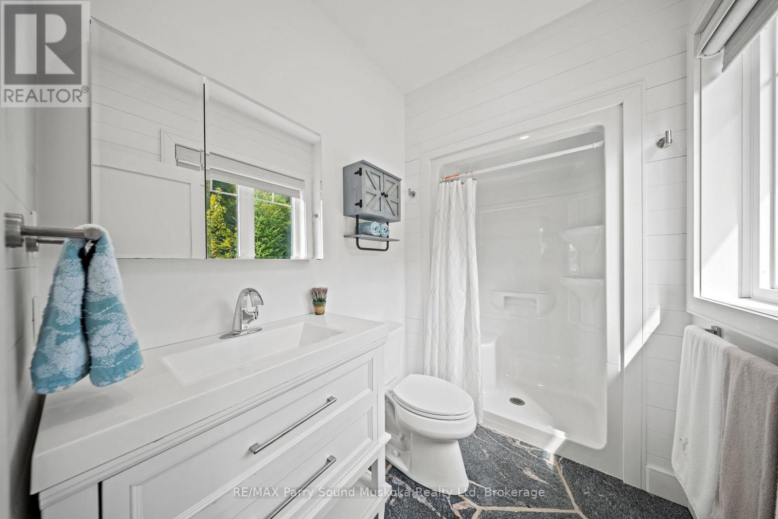 41 Sunset Cove Road, Seguin, Ontario  P2A 0B2 - Photo 19 - X12406246