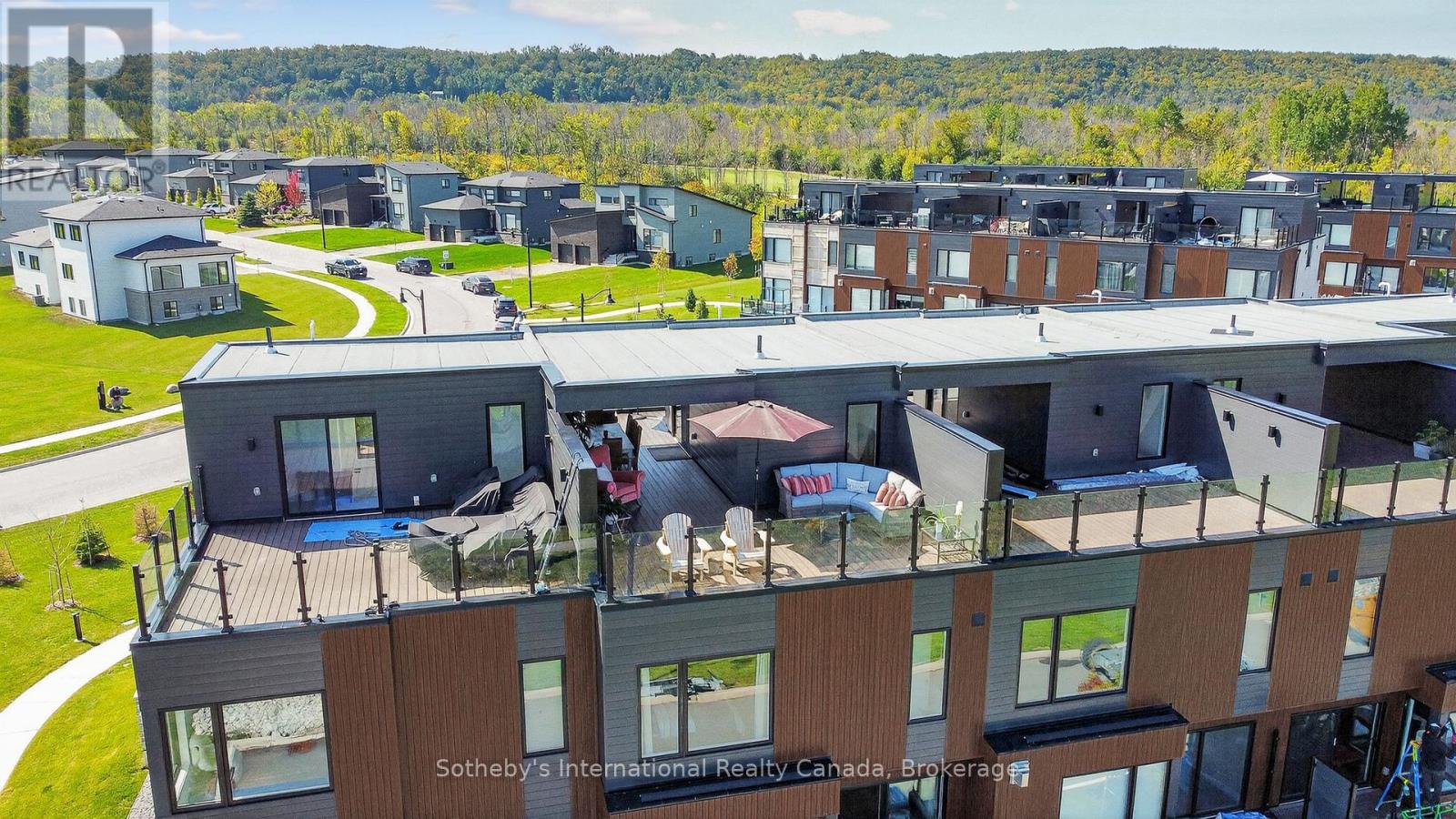 32 - 117 Sladden Court, Blue Mountains, Ontario  N0H 2P0 - Photo 47 - X12406254