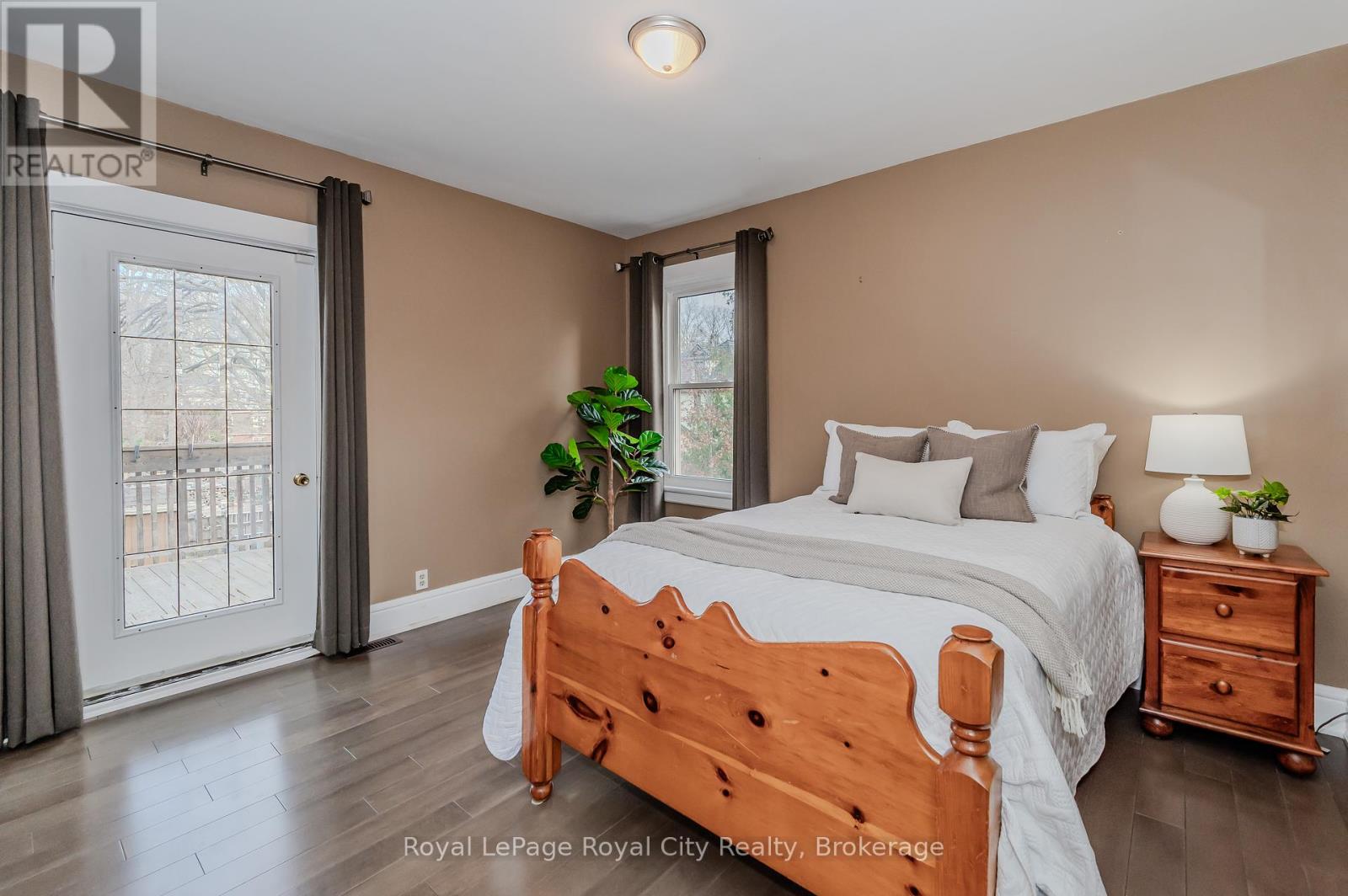 42 Liverpool Street, Guelph (Downtown), Ontario  N1H 2K9 - Photo 24 - X12406267