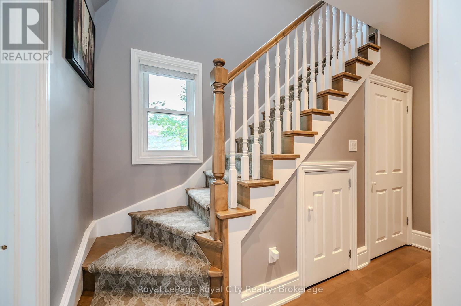 42 Liverpool Street, Guelph (Downtown), Ontario  N1H 2K9 - Photo 28 - X12406267