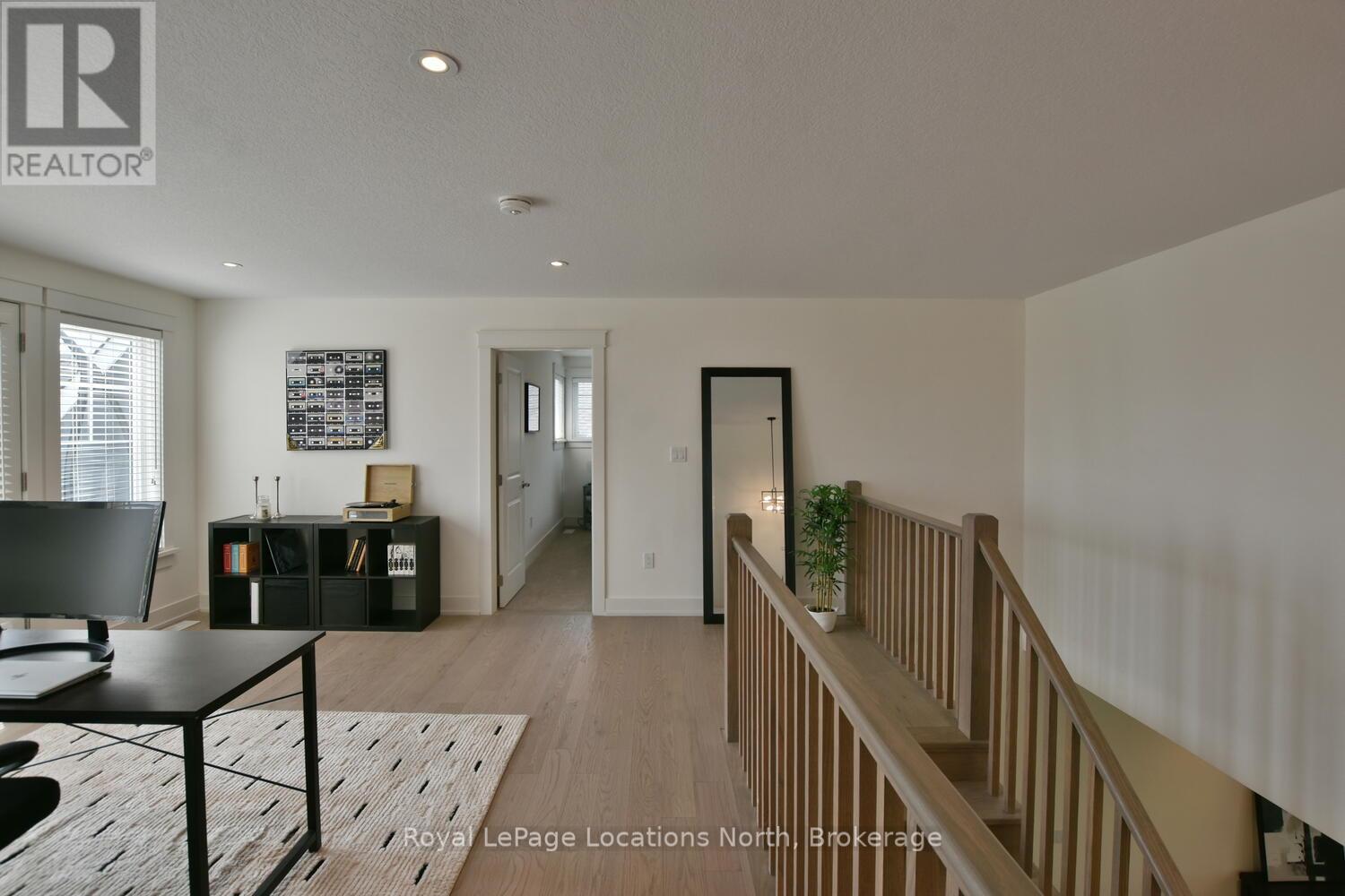 216 Snowberry Lane, Georgian Bluffs, Ontario  N0H 1S0 - Photo 18 - X12406460