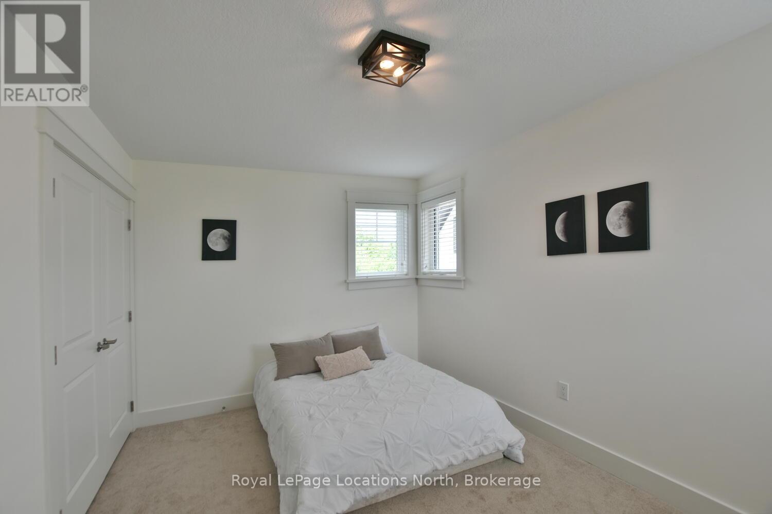 216 Snowberry Lane, Georgian Bluffs, Ontario  N0H 1S0 - Photo 22 - X12406460