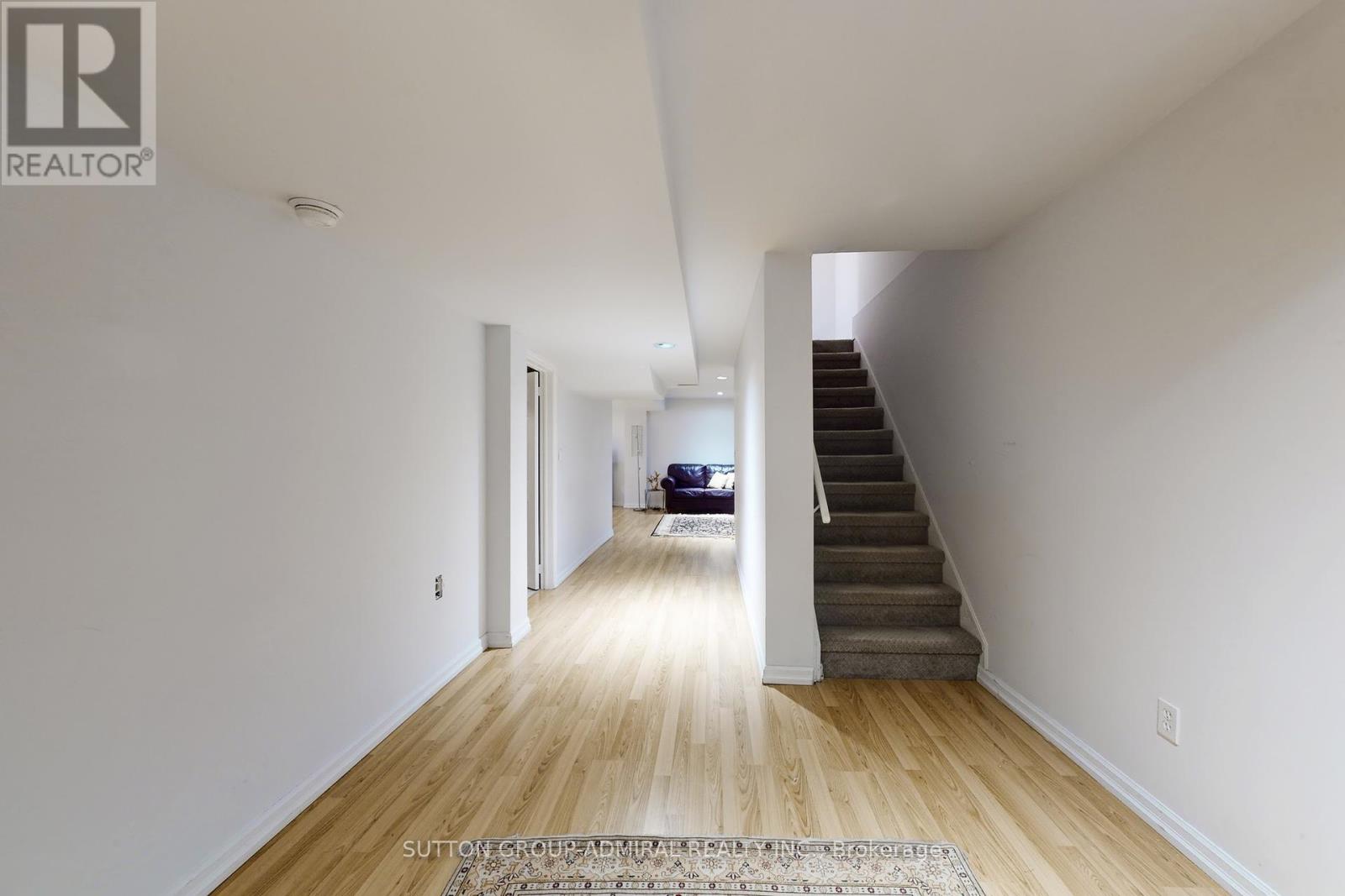 76 Westbury Court, Richmond Hill, Ontario  L4S 2L2 - Photo 36 - N12406125