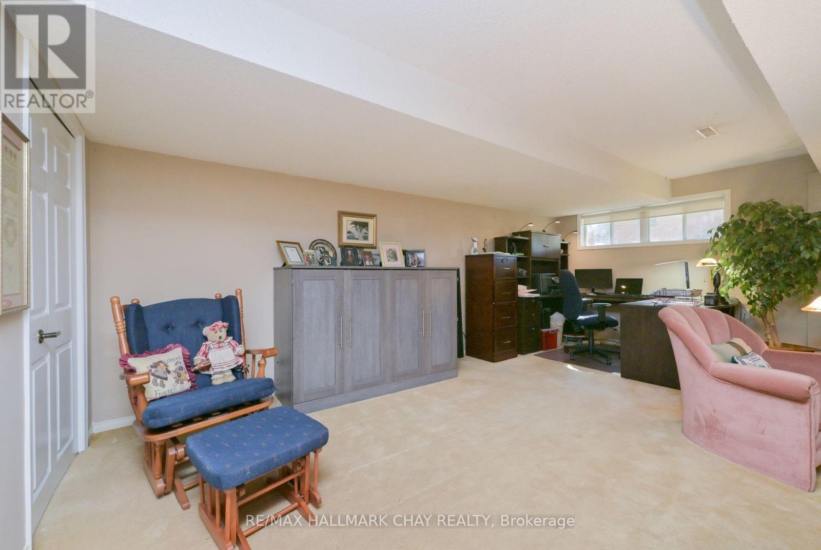 45 Green Briar Road, New Tecumseth, Ontario  L9R 1R6 - Photo 24 - N12406161