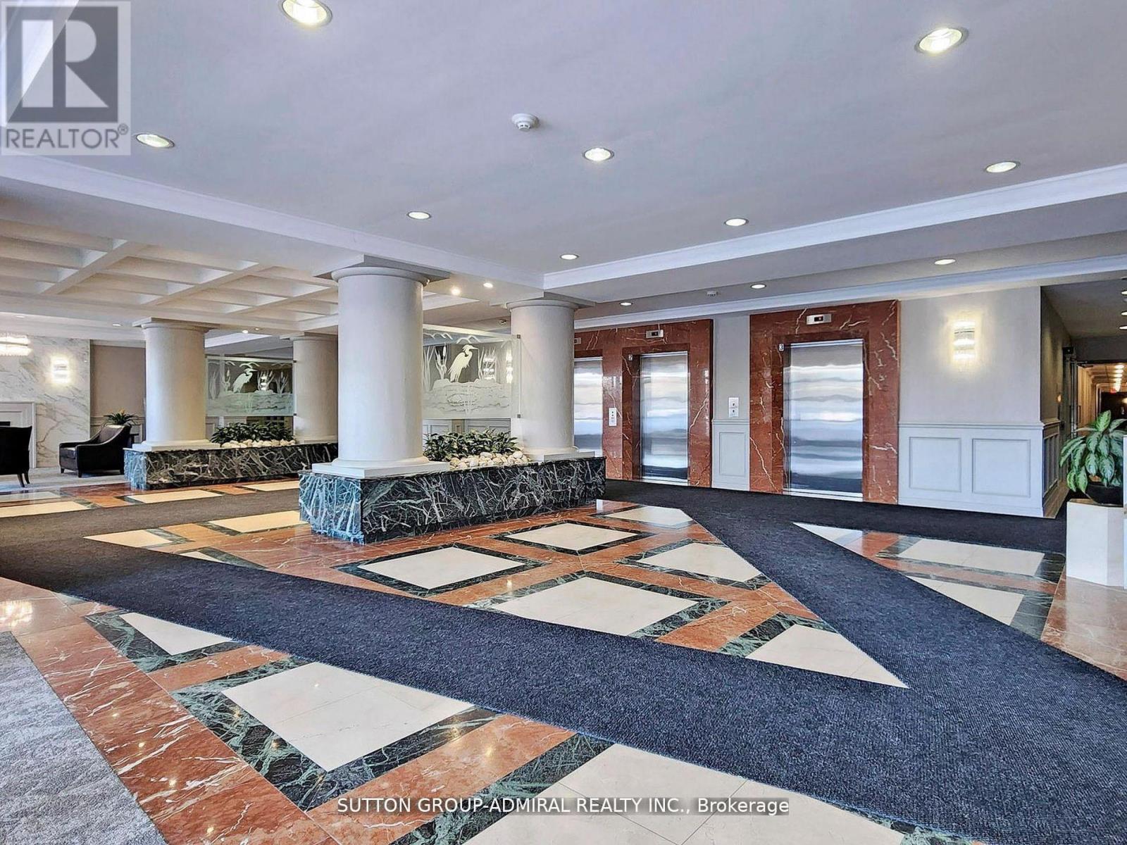 401 - 11 Townsgate Drive, Vaughan, Ontario  L4J 8G4 - Photo 33 - N12406186