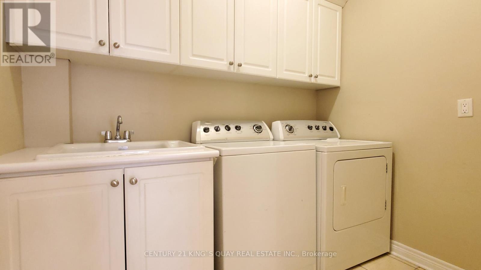 95 Princess Diana Drive, Markham, Ontario  L6C 0H2 - Photo 10 - N12406209