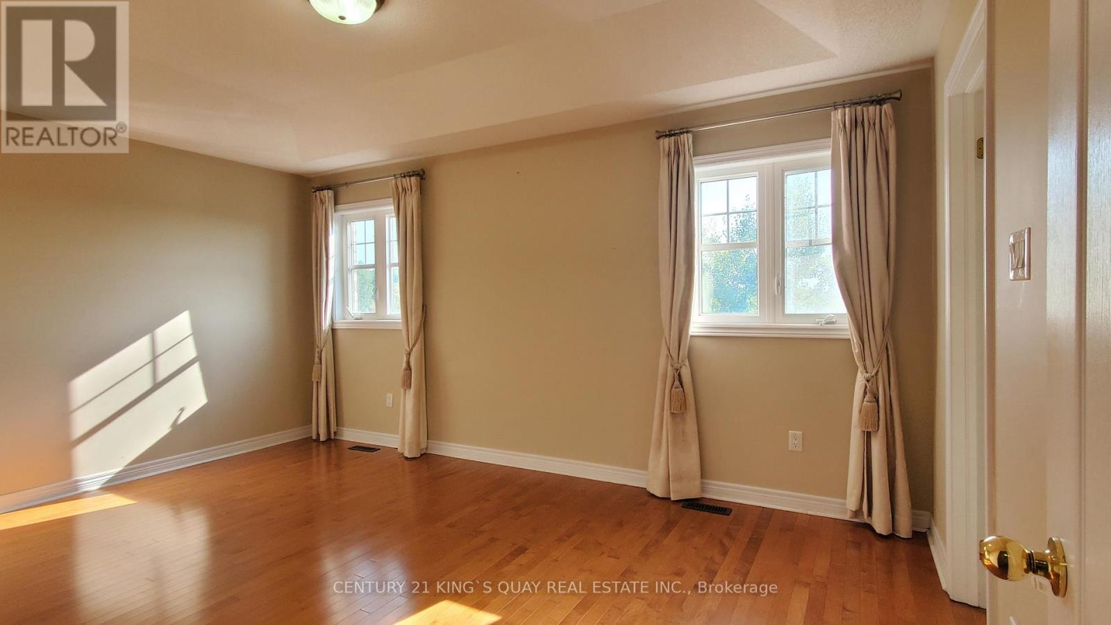 95 Princess Diana Drive, Markham, Ontario  L6C 0H2 - Photo 13 - N12406209