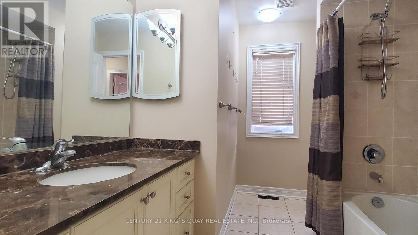 95 Princess Diana Drive, Markham, Ontario  L6C 0H2 - Photo 22 - N12406209