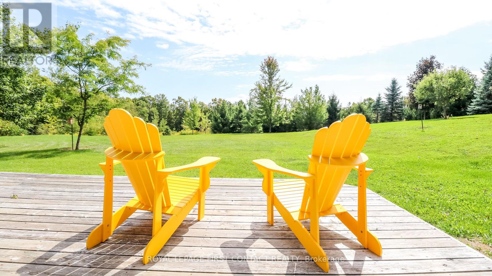 19 Caldwell Drive, Oro-Medonte, Ontario  L0L 2L0 - Photo 7 - S12406164