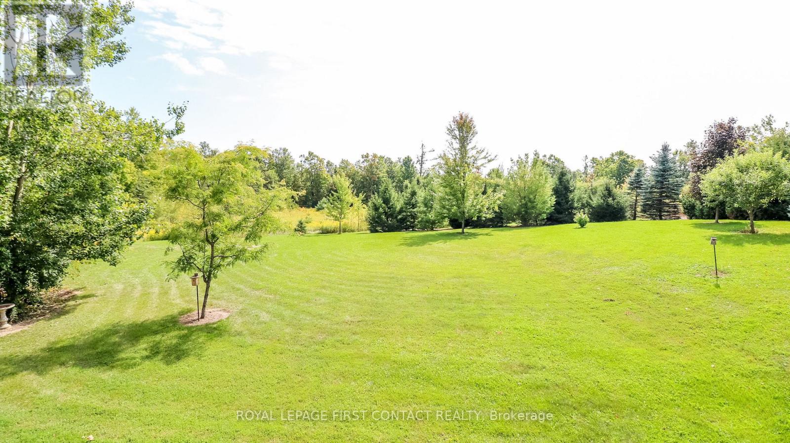 19 Caldwell Drive, Oro-Medonte, Ontario  L0L 2L0 - Photo 9 - S12406164