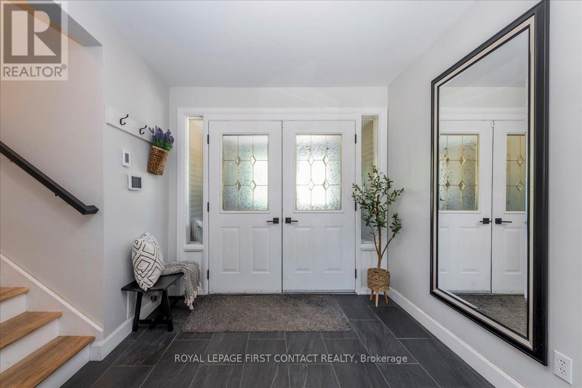 Property at 31 MOUNTBATTEN CRESCENT image 3