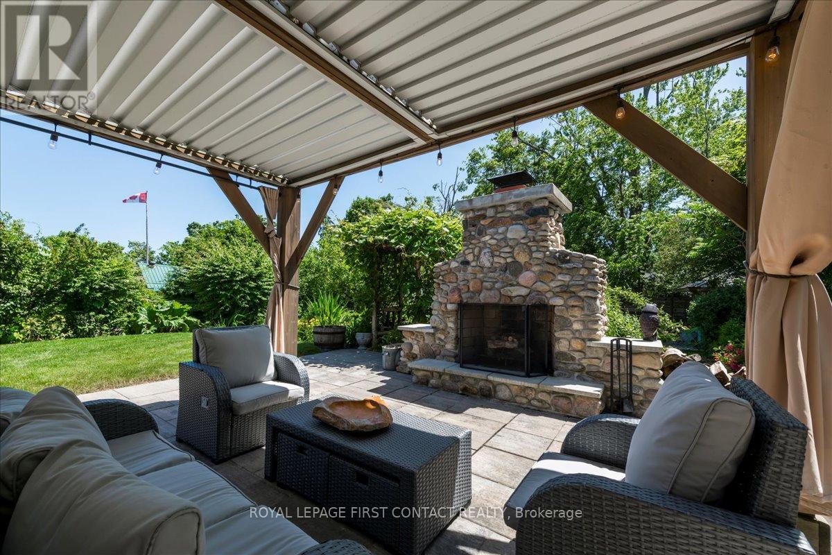 31 Mountbatten Crescent, Barrie (Codrington), Ontario  L4M 1T6 - Photo 36 - S12406180