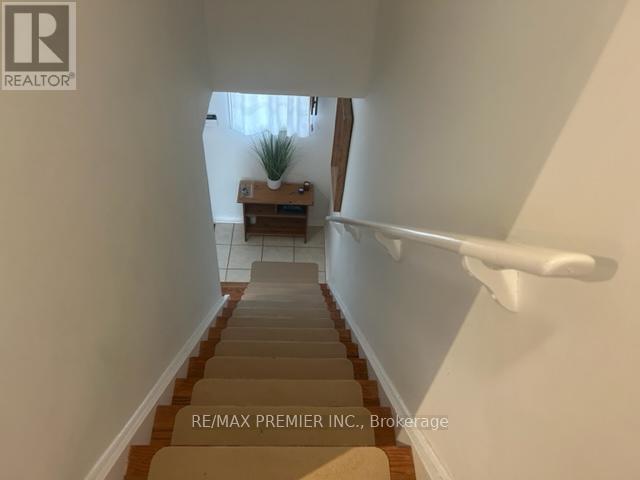 25 Srigley (Entire House) Street, Barrie (Holly), Ontario  L4N 0L9 - Photo 13 - S12406182