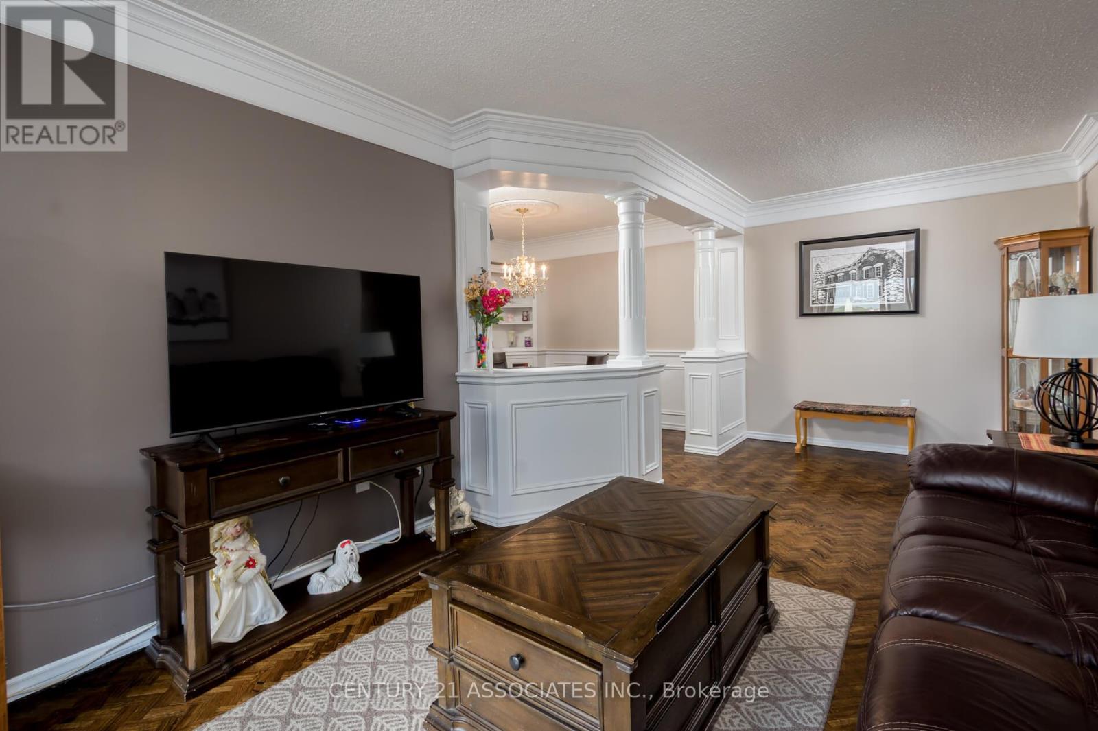 605 - 5 Lisa Street, Brampton, Ontario  L6T 4T4 - Photo 11 - W12406157