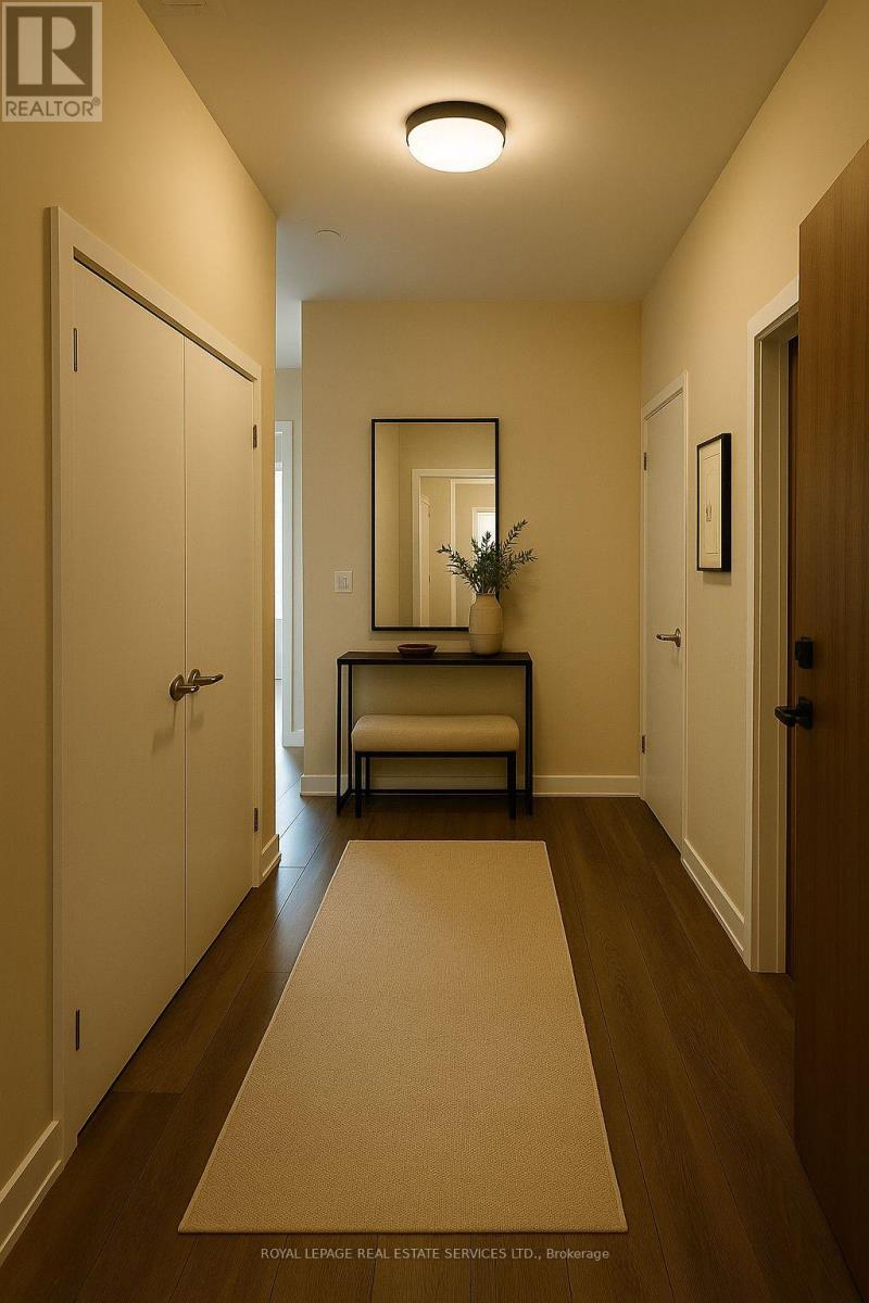 1203 - 8 Ann Street, Mississauga, Ontario  L5G 3E6 - Photo 2 - W12406159