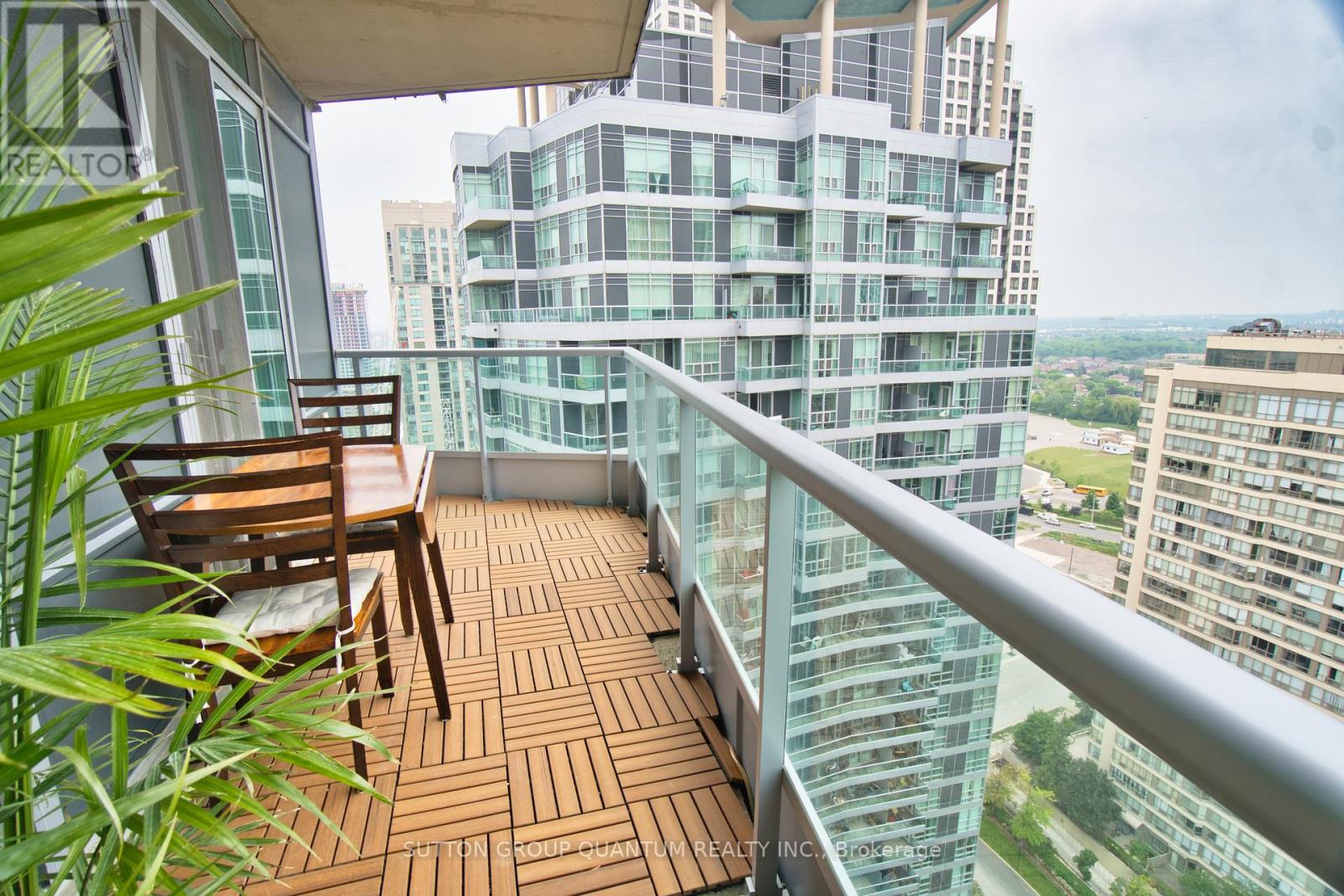 2705 - 1 ELM DRIVE W, Mississauga, Ontario
