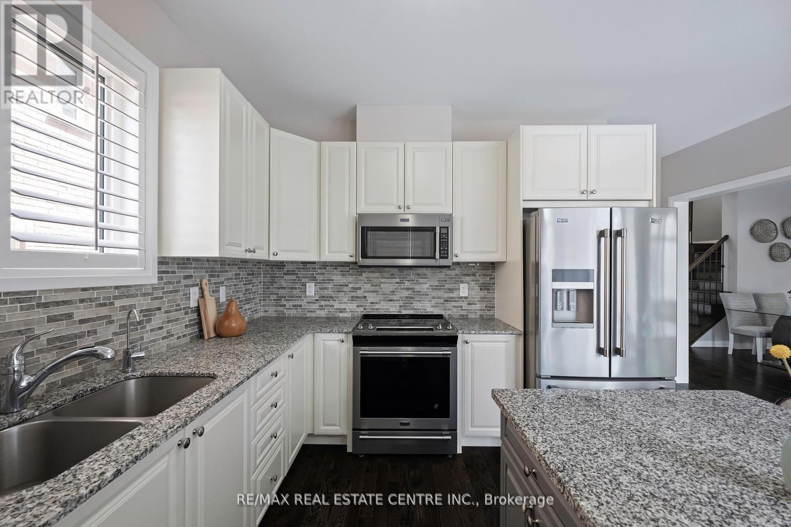 9 Porter Drive, Orangeville, Ontario  L9W 6Z4 - Photo 18 - W12406199