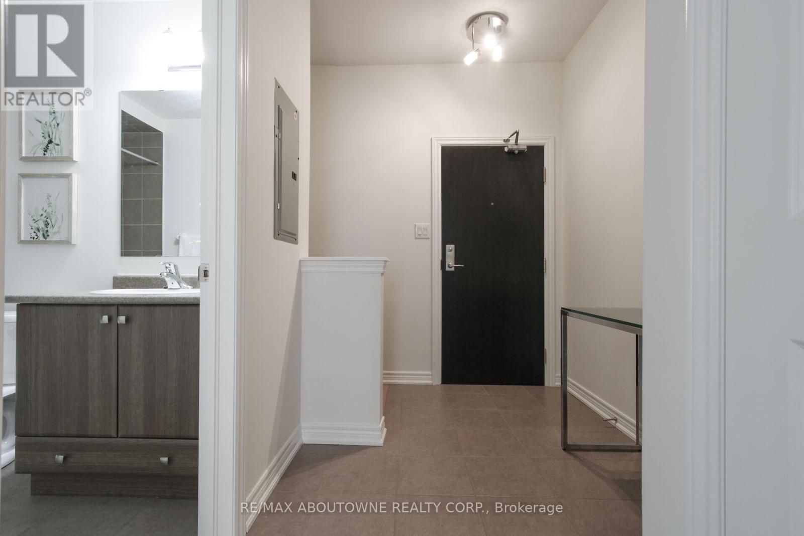 206 - 2339 Sawgrass Drive, Oakville, Ontario  L6H 0L1 - Photo 17 - W12406207