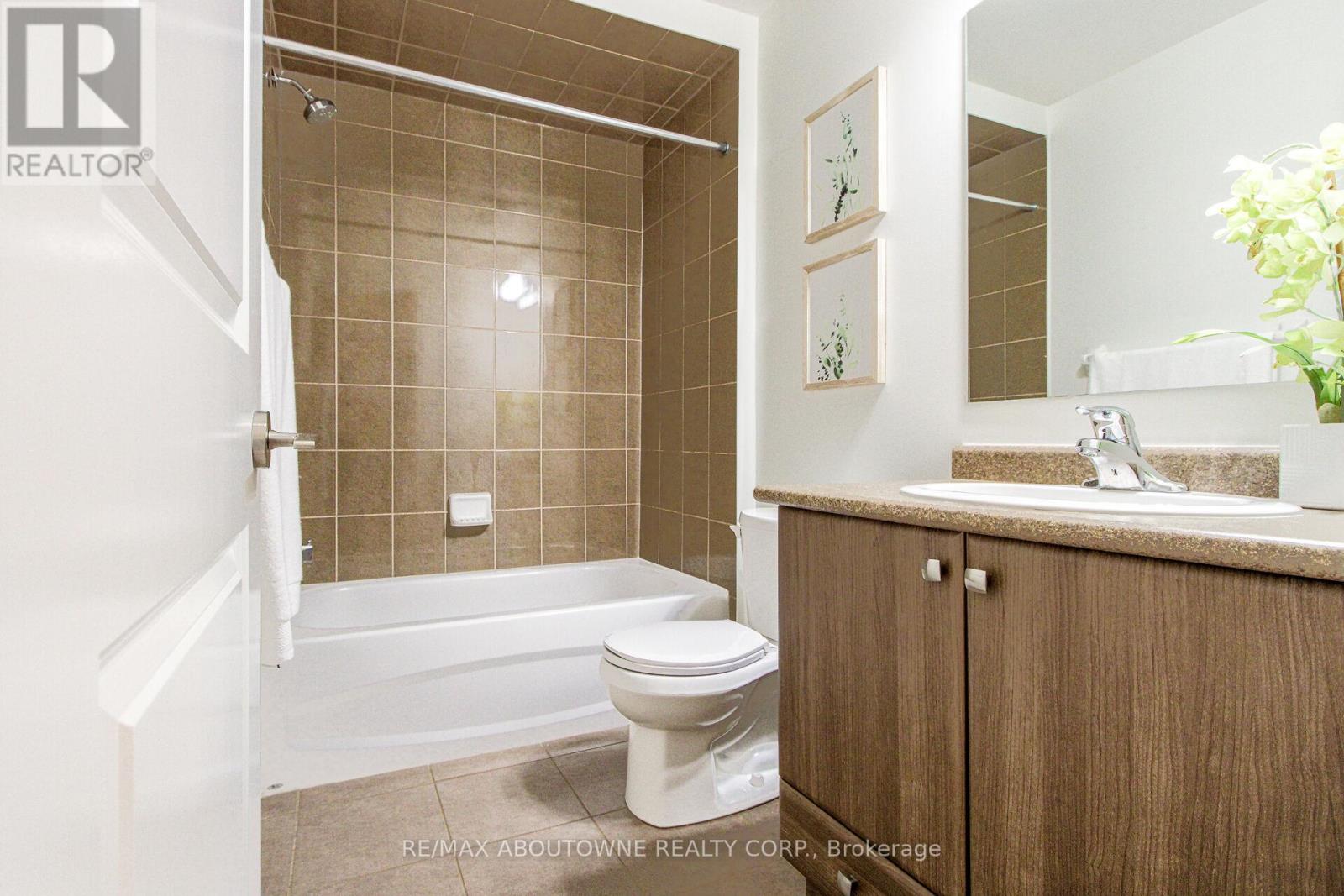 206 - 2339 Sawgrass Drive, Oakville, Ontario  L6H 0L1 - Photo 18 - W12406207