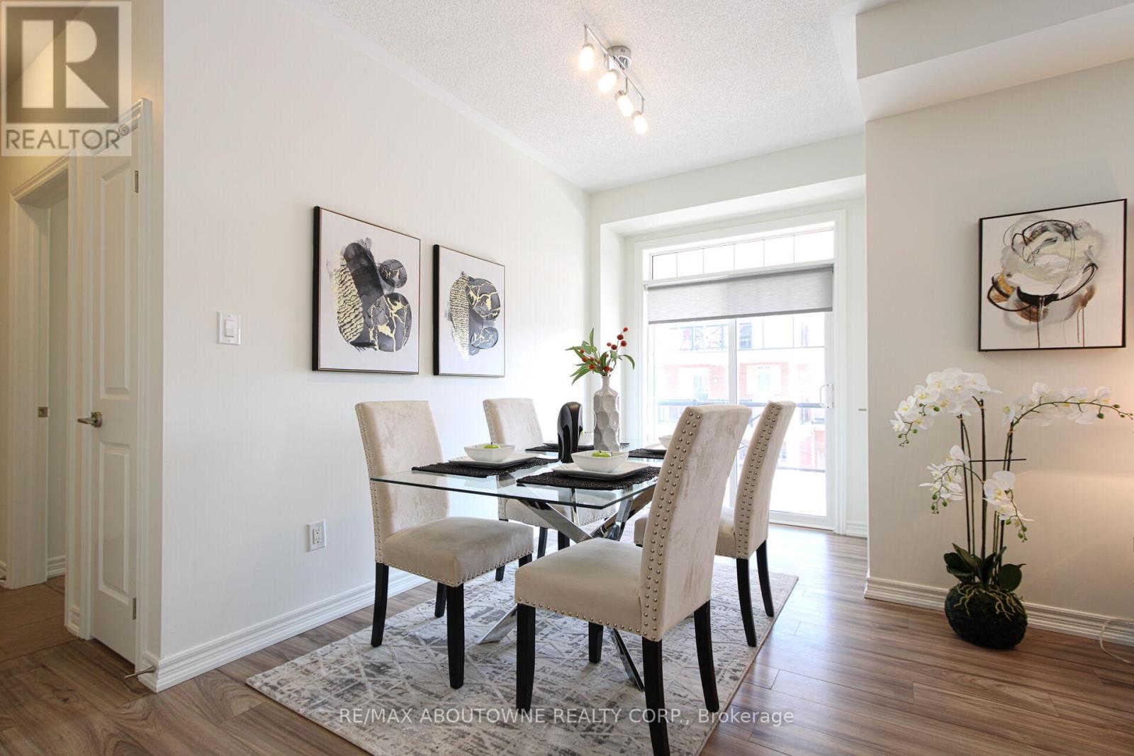 206 - 2339 Sawgrass Drive, Oakville, Ontario  L6H 0L1 - Photo 2 - W12406207