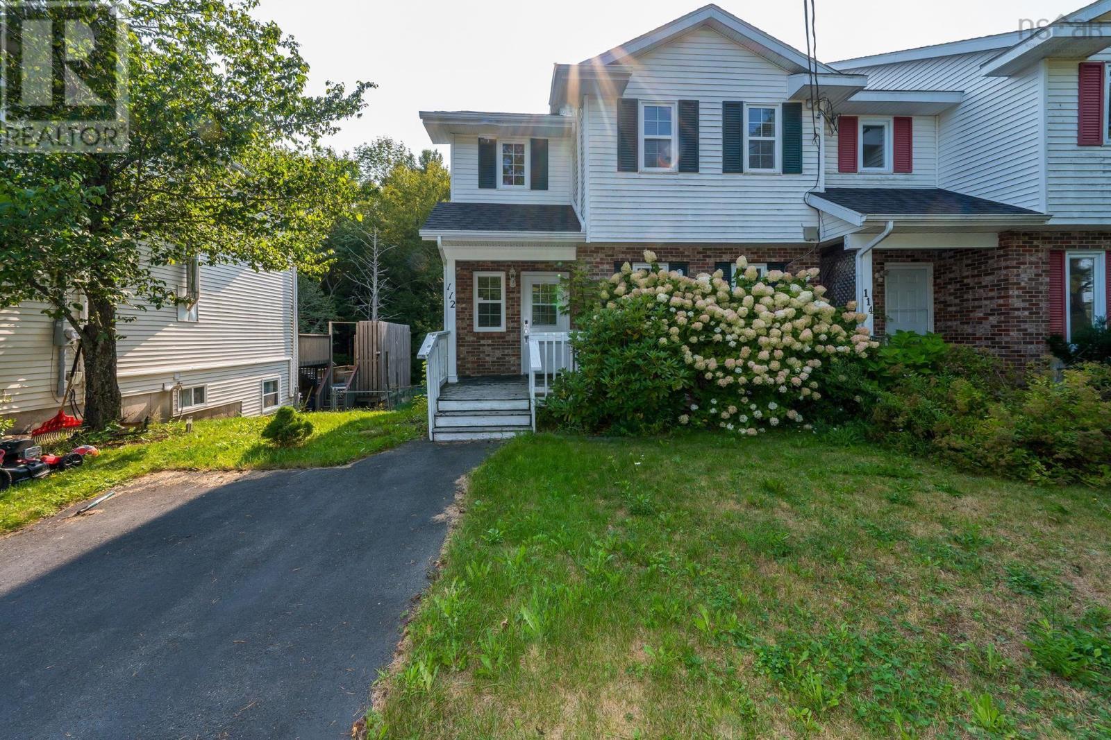 Property at 112 Bruce Drive image 1