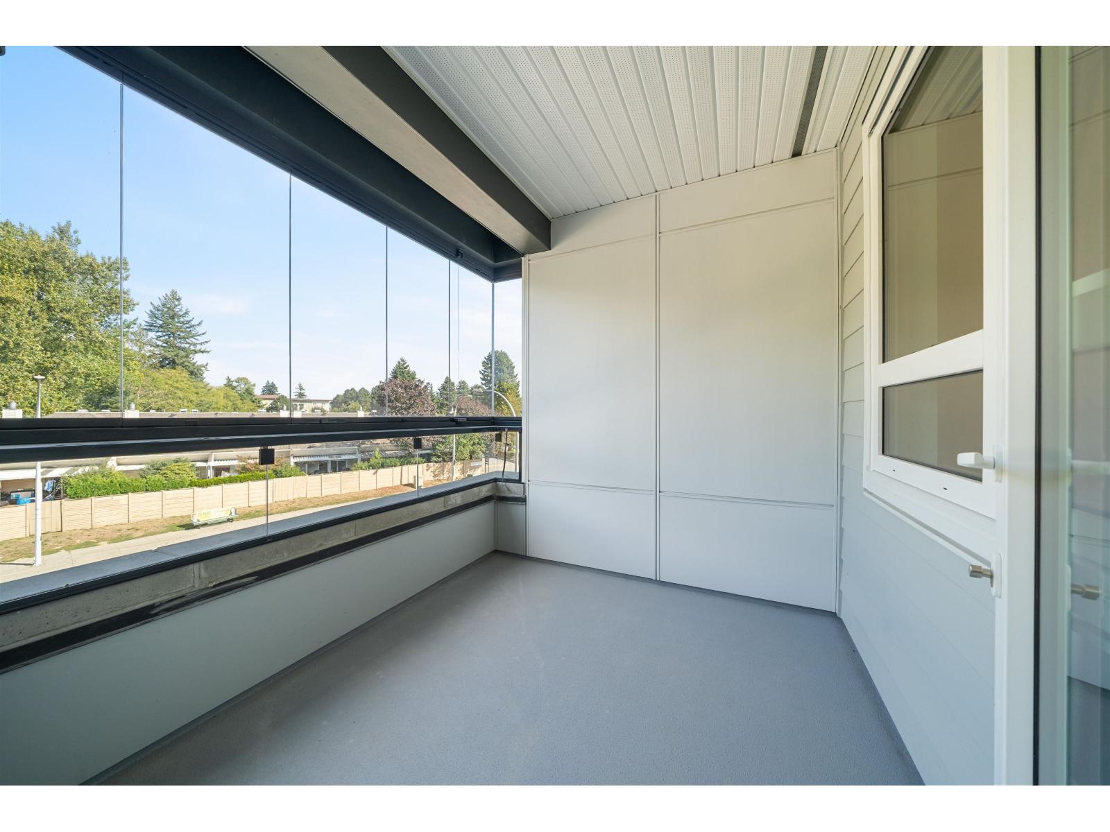 317 13788 76 Avenue, Surrey, British Columbia  V3W 8J5 - Photo 18 - R3047180