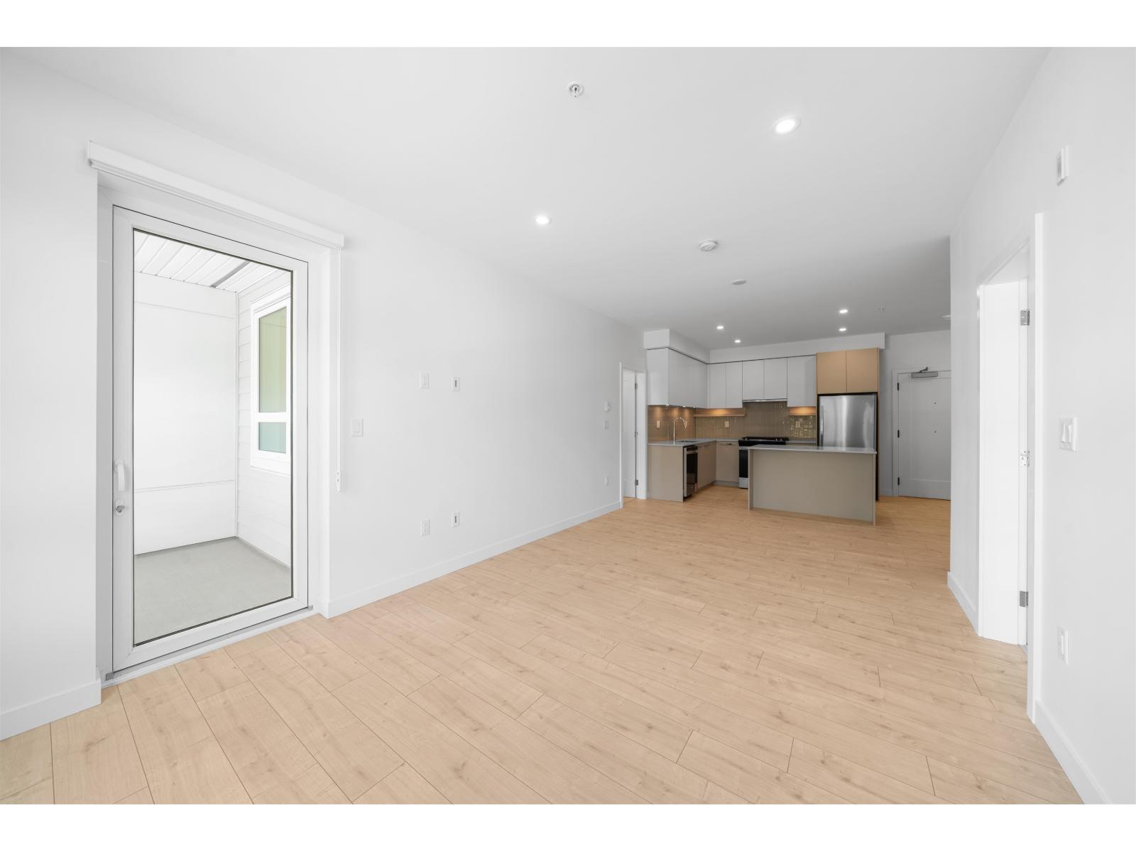 317 13788 76 Avenue, Surrey, British Columbia  V3W 8J5 - Photo 9 - R3047180
